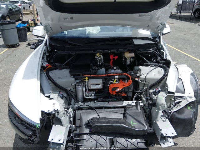 Auction sale of the 2026 Tesla Model Y All-wheel Drive/long Range Launch Series/premium All-wheel Drive, vin: 7SAYGDEE0TA484199, lot number: 45241361