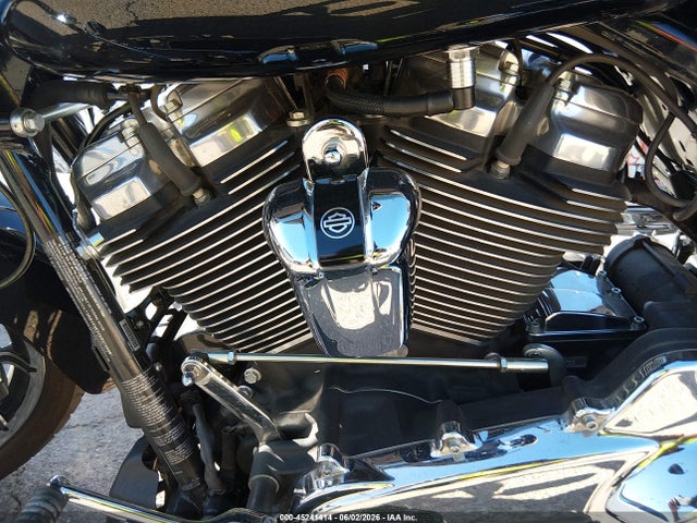 Harley-Davidson FLHT 2019 1HD1FVC22KB676680 Image 8