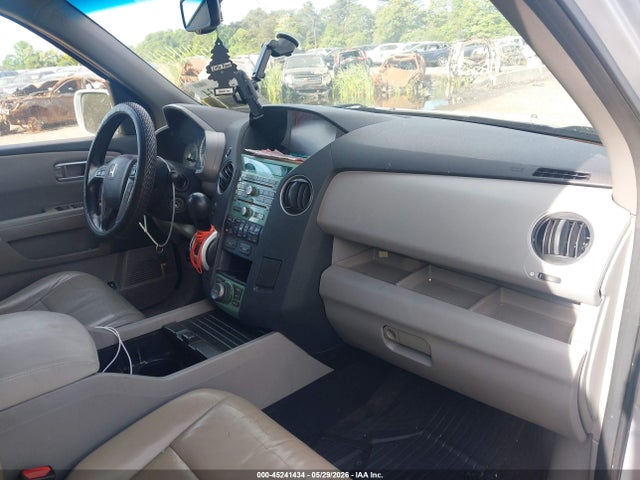 2011 Honda Pilot Touring მანქანა იყიდება აუქციონზე, vin: 5FNYF4H90BB027733, აუქციონის ნომერი: 45241434