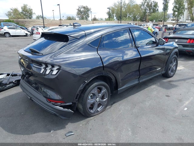 45241533 :رقم المزاد ، 3FMTK1RM2NMA18440 vin ، 2022 Ford Mustang Mach-e Select مزاد بيع