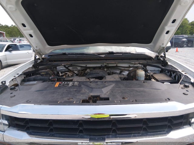 45241548 :رقم المزاد ، 1GCRCREC7JZ170519 vin ، 2018 Chevrolet Silverado 1500 1lt مزاد بيع