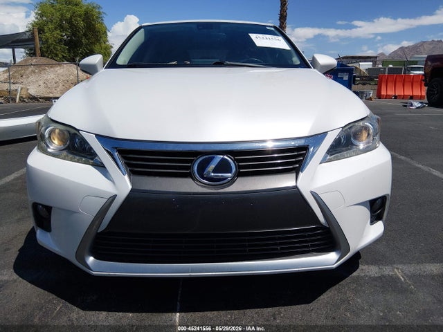 JTHKD5BH4F2248521 Lexus CT 200H