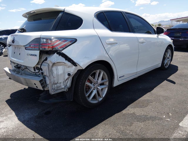 JTHKD5BH4F2248521 Lexus CT 200H