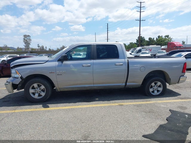 1C6RR6TT8KS731733 RAM 1500 Classic Slt 4x2 6&#039;4 Box