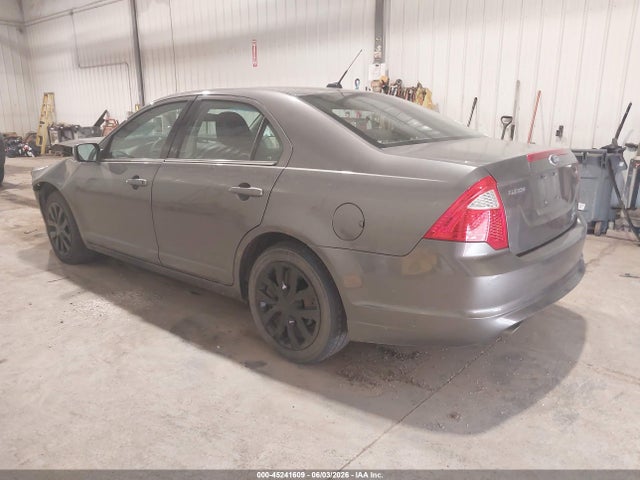 45241609 :رقم المزاد ، 3FAHP0HG5AR400885 vin ، 2010 Ford Fusion Se مزاد بيع