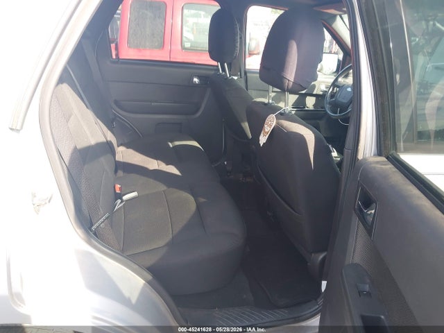 45241628 :رقم المزاد ، 1FMCU03739KD08447 vin ، 2009 Ford Escape Xlt مزاد بيع