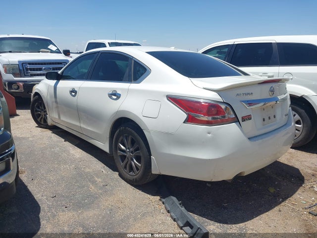 2015 Nissan Altima 2.5 S მანქანა იყიდება აუქციონზე, vin: 1N4AL3AP9FC464927, აუქციონის ნომერი: 45241629