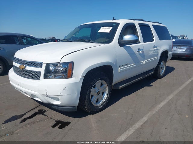 45241636 :رقم المزاد ، 1GNSKJE70ER145015 vin ، 2014 Chevrolet Suburban 1500 Lt مزاد بيع