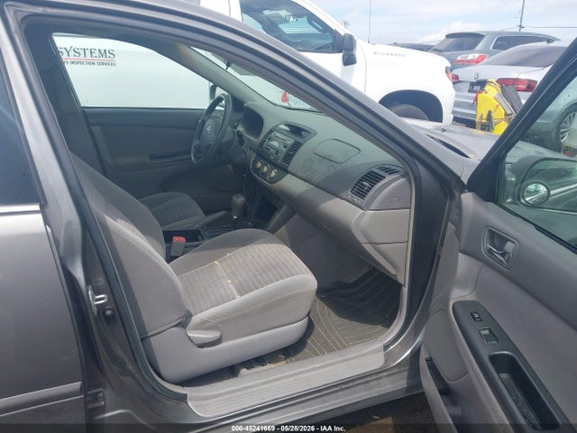 Продаж на аукціоні авто 2005 Toyota Camry Le, vin: 4T1BE32K25U571270, номер лоту: 45241669