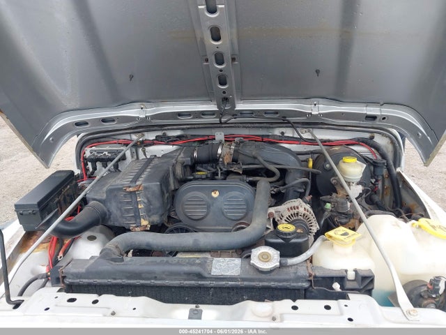 45241704 :رقم المزاد ، 1J4FA29104P753582 vin ، 2004 Jeep Wrangler Se مزاد بيع