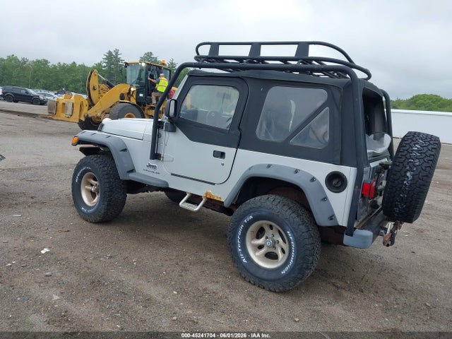45241704 :رقم المزاد ، 1J4FA29104P753582 vin ، 2004 Jeep Wrangler Se مزاد بيع