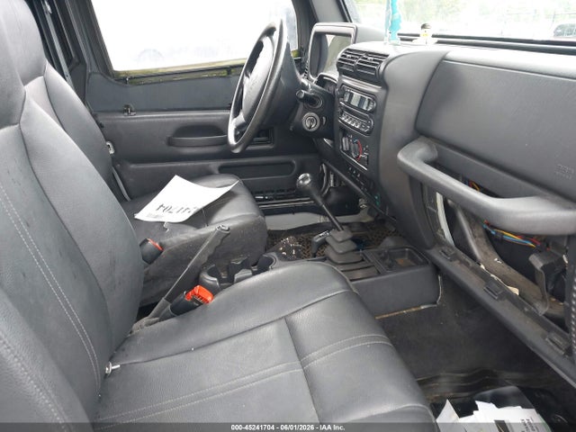 45241704 :رقم المزاد ، 1J4FA29104P753582 vin ، 2004 Jeep Wrangler Se مزاد بيع