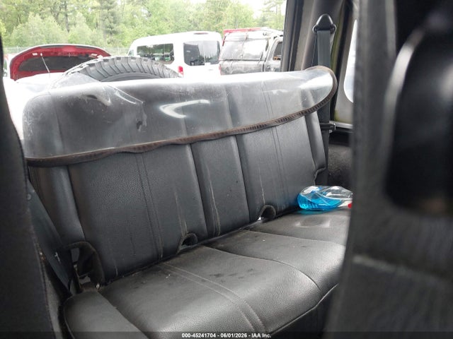 45241704 :رقم المزاد ، 1J4FA29104P753582 vin ، 2004 Jeep Wrangler Se مزاد بيع