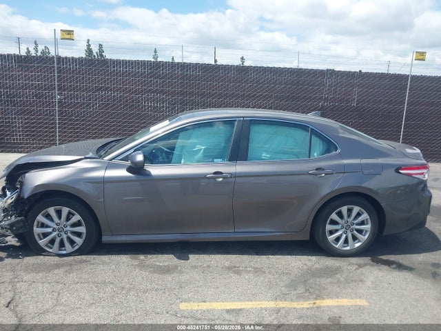 Toyota CAMRY LE 2020 4T1C11AK4LU319555 Image 14
