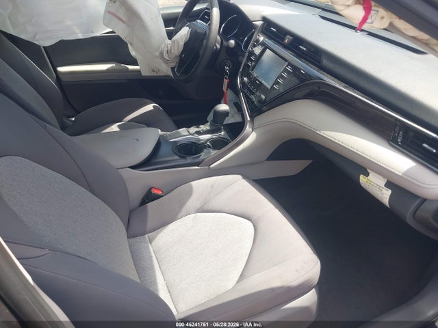 Toyota CAMRY LE 2020 4T1C11AK4LU319555 Image 5