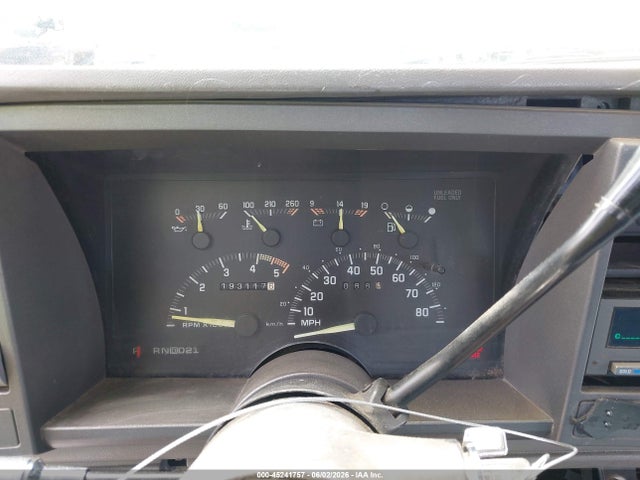 1992 Chevrolet Gmt-400 K1500 მანქანა იყიდება აუქციონზე, vin: 2GBEK19K2N1246445, აუქციონის ნომერი: 45241757