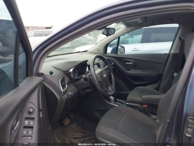 45241813 :رقم المزاد ، 3GNCJKSB9JL376907 vin ، 2018 Chevrolet Trax Ls مزاد بيع