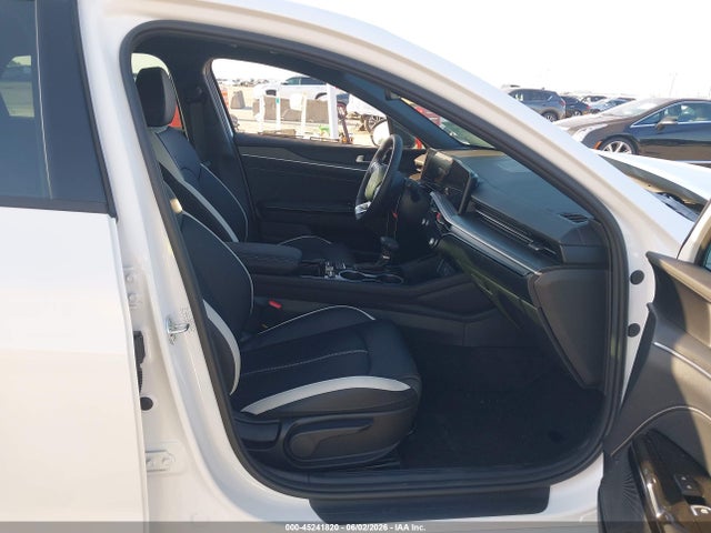 2026 Kia K5 Gt-line Awd მანქანა იყიდება აუქციონზე, vin: KNAG64J73T5416144, აუქციონის ნომერი: 45241820