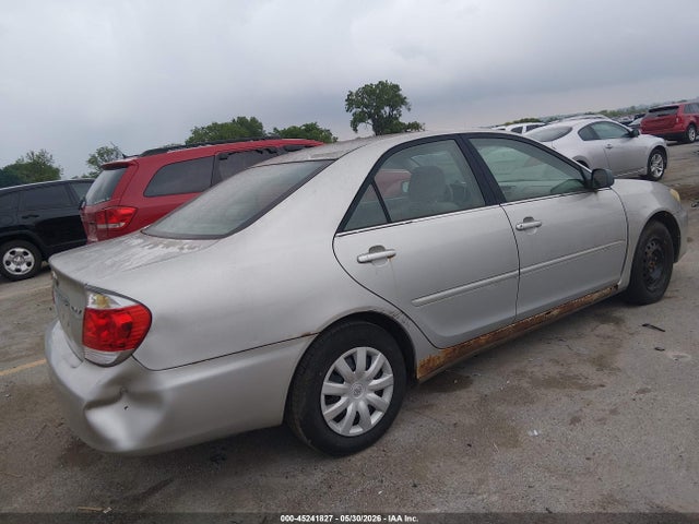 2005 Toyota Camry Std მანქანა იყიდება აუქციონზე, vin: 4T1BE32K45U978197, აუქციონის ნომერი: 45241827