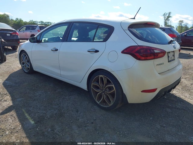 Продажа на аукционе авто 2016 Kia Forte Sx, vin: KNAFZ5A34G5626361, номер лота: 45241861
