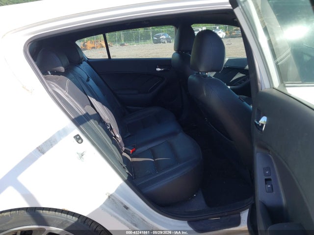 Продажа на аукционе авто 2016 Kia Forte Sx, vin: KNAFZ5A34G5626361, номер лота: 45241861