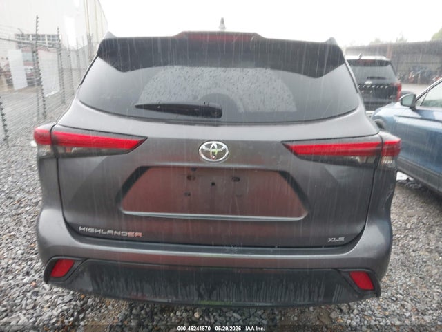 Toyota Highlander Xle 2023 5TDKDRAH9PS038016 Image 16