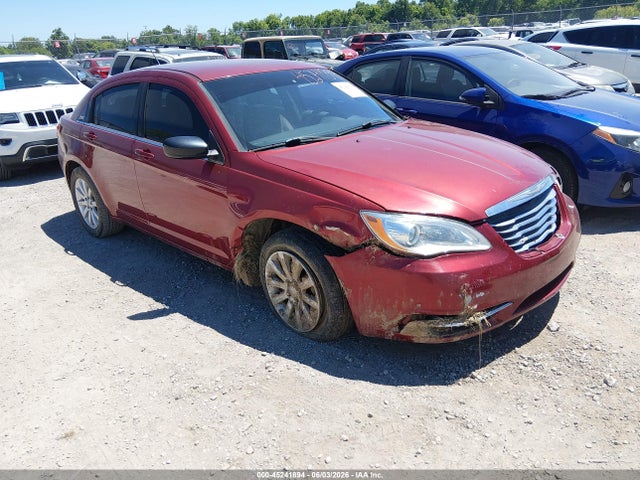 45241894 :رقم المزاد ، 1C3CCBABXEN212077 vin ، 2014 Chrysler 200 Lx مزاد بيع