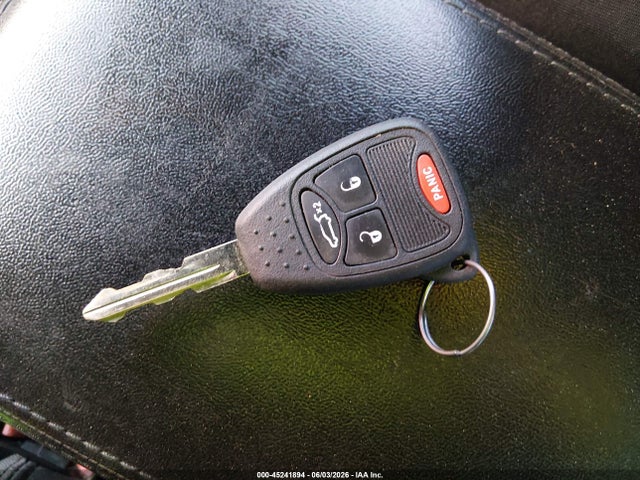 45241894 :رقم المزاد ، 1C3CCBABXEN212077 vin ، 2014 Chrysler 200 Lx مزاد بيع