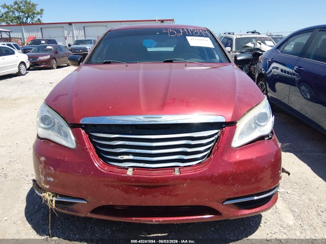45241894 :رقم المزاد ، 1C3CCBABXEN212077 vin ، 2014 Chrysler 200 Lx مزاد بيع
