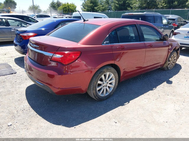 45241894 :رقم المزاد ، 1C3CCBABXEN212077 vin ، 2014 Chrysler 200 Lx مزاد بيع
