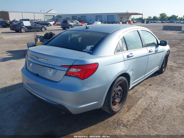 Продажа на аукционе авто 2013 Chrysler 200 Lx, vin: 1C3CCBAG6DN738281, номер лота: 45241912
