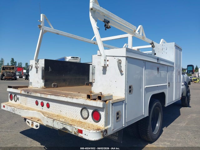 Ford F-450 Chassis Xl 2016 1FDUF4GT2GEB16641 Image 4