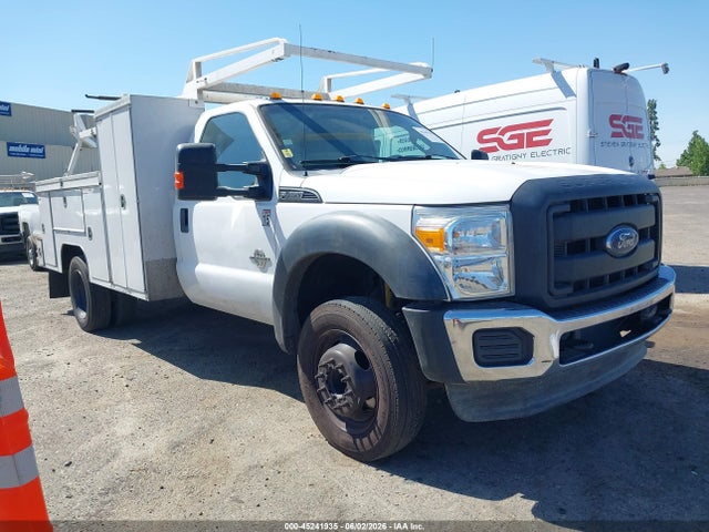 2016 1FDUF4GT8GED27682 main image