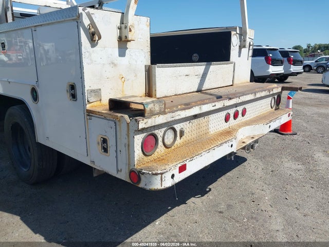 1FDUF4GT8GED27682 Ford F-450 Chassis Xl
