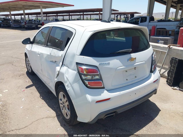 Chevrolet Sonic Lt Auto 2018 1G1JG6SHXJ4110515 Image 3