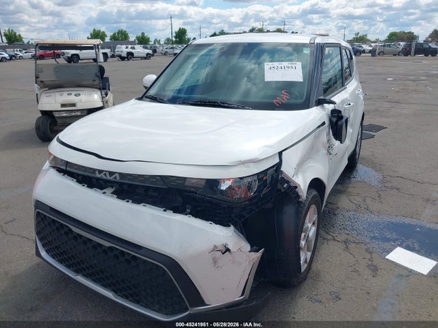 KIA SOUL S 2023 KNDJ23AUXP7865576 Image 2
