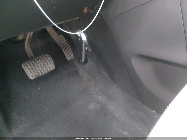 45241960 :رقم المزاد ، KL4CJ1SB0HB167550 vin ، 2017 Buick Encore Sport Touring مزاد بيع