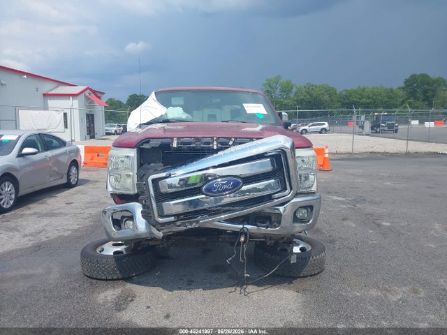 45241997 :رقم المزاد ، 1FT8W3BT1FEA83900 vin ، 2015 Ford F-350 Xl مزاد بيع
