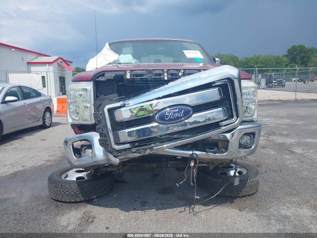 45241997 :رقم المزاد ، 1FT8W3BT1FEA83900 vin ، 2015 Ford F-350 Xl مزاد بيع