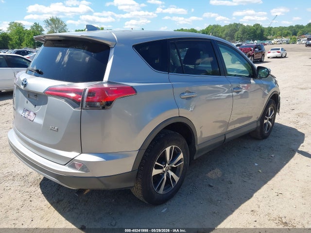 Aukcja sprzedaży 2018 Toyota Rav4 Xle, vin: 2T3WFREV5JW474721, numer aukcji: 45241998
