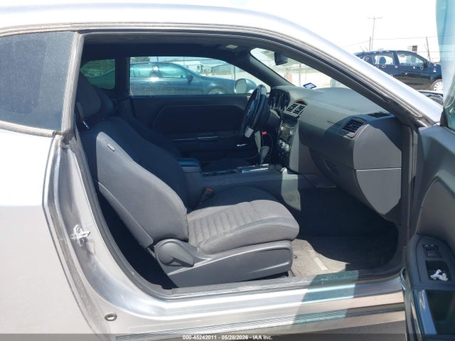 45242011 :رقم المزاد ، 2C3CDYAG3EH112181 vin ، 2014 Dodge Challenger Sxt مزاد بيع