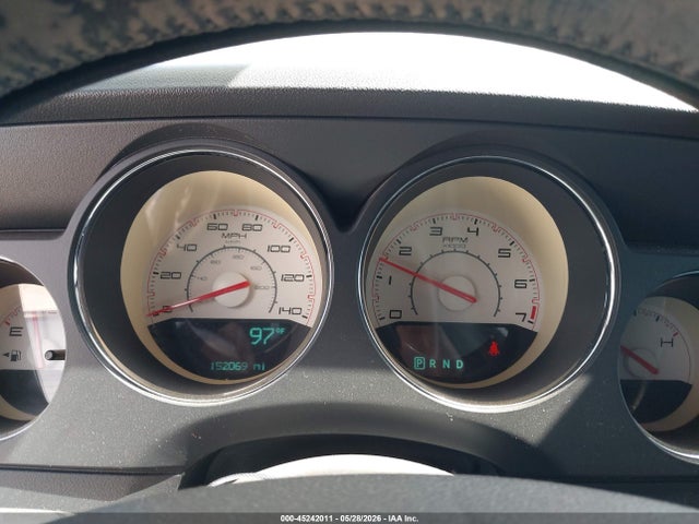 45242011 :رقم المزاد ، 2C3CDYAG3EH112181 vin ، 2014 Dodge Challenger Sxt مزاد بيع