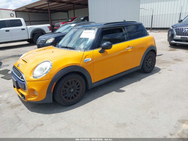 Mini Hardtop Cooper S 2015 WMWXP7C55F2A34913 Image 2