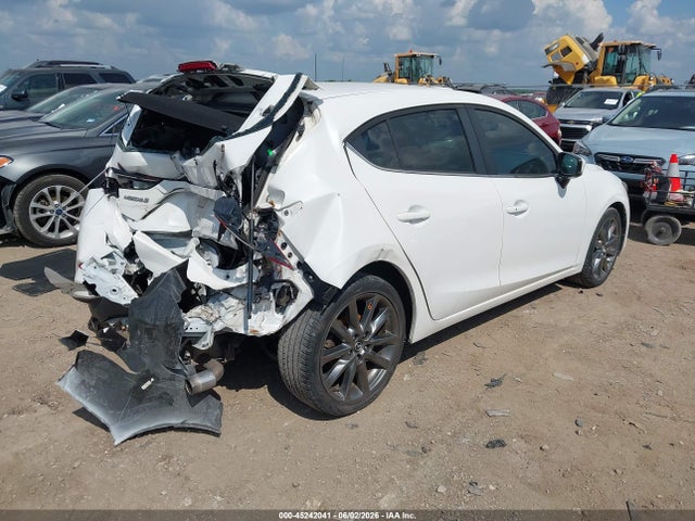 Aukcja sprzedaży 2018 Mazda Mazda3 Touring, vin: 3MZBN1L33JM190894, numer aukcji: 45242041