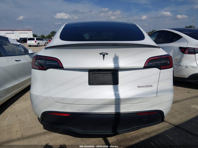 2022 Tesla Model Y Performance Dual Motor All-wheel Drive მანქანა იყიდება აუქციონზე, vin: 7SAYGDEF0NF308168, აუქციონის ნომერი: 45242052