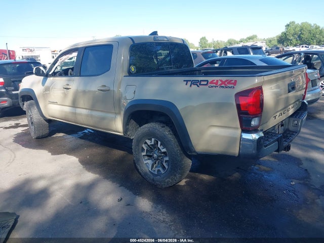 3TMCZ5AN4KM246303 Toyota Tacoma Trd Off Road