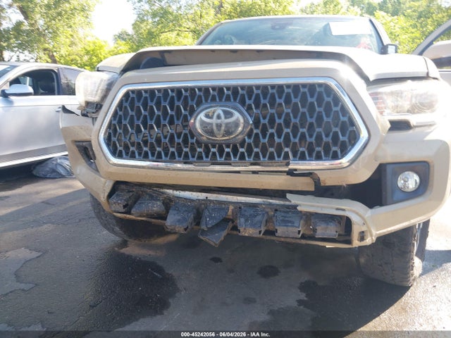 3TMCZ5AN4KM246303 Toyota Tacoma Trd Off Road