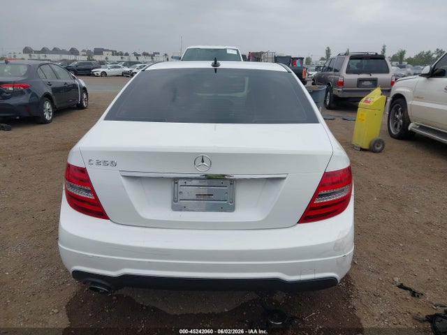 WDDGF4HBXEG211950 Mercedes-Benz C 250 Sport