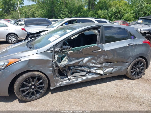 Aukcja sprzedaży 2016 Hyundai Elantra Gt, vin: KMHD35LH5GU305273, numer aukcji: 45242084