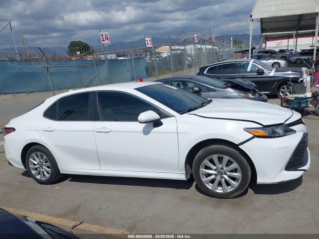 Toyota CAMRY LE 2020 4T1C11AK8LU343552 Image 12
